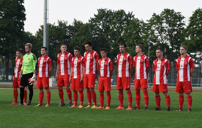 Viimsi möllas end poolfinaali, Santos langes võideldes