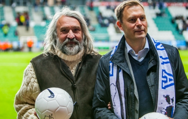Aivar Pohlak (vasakul) Eesti ja Kreeka mängu eel. Foto: Gertrud Alatare