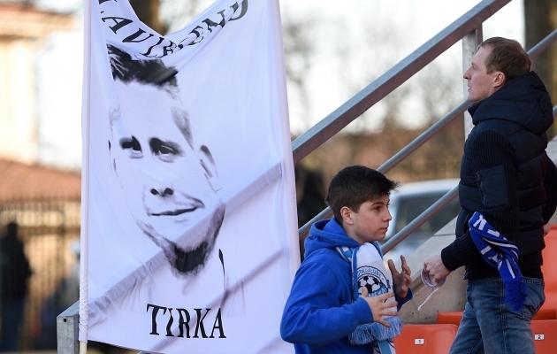 29. oktoober - Tartu jalgpalli elav legend Kristjan Tiirik jätab Tamme staadioniga hüvasti. Nõmme Kalju 1:0 võitu väärata siiski ei õnnestu. Foto: Imre Pühvel