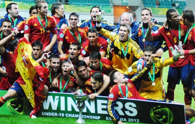 2012. aastal võitsid Eestis toimunud U-19 EM-i hispaanlased, kelle seas on mitu praegust tippklubide mängijat. Foto: Gertrud Alatare