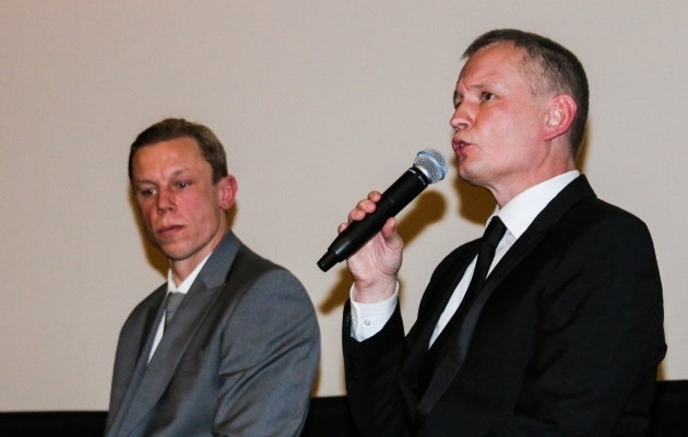 Indrek Schwede (paremal) koos Mart Poomiga, kellest üheskoos raamat kirjutati. Foto: Jana Pipar