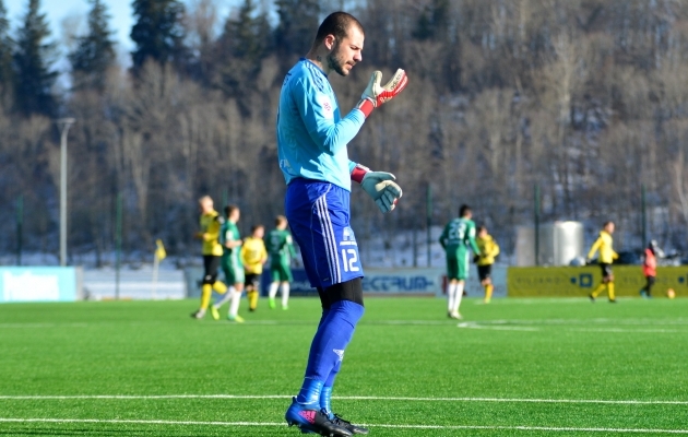 Sergei Lepmets aitas oma penaltitõrjega FCI Levadia viigini. Foto: Liisi Troska