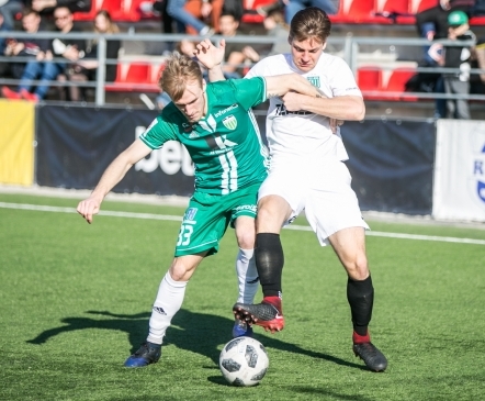 Endise floraka kuldne puude kallutas Tallinna derbi Levadiale  (galerii) 
