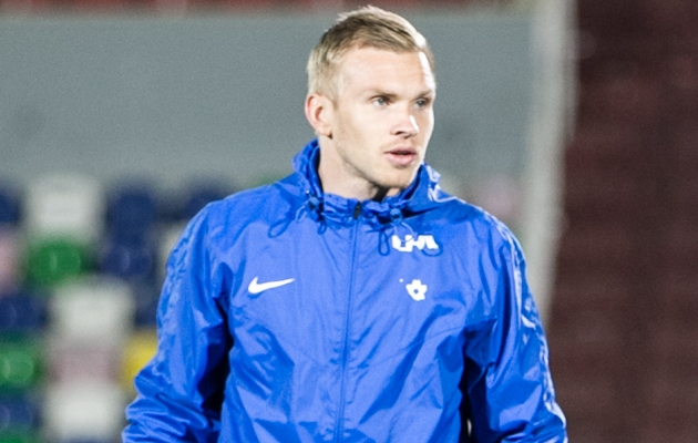 Treener: Teniste näeb välja nagu 18