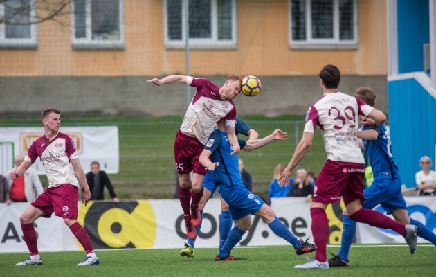 VAATA JÄRELE: Kuressaare üllatas Tartut ja näitas Tammekale koha kätte!
