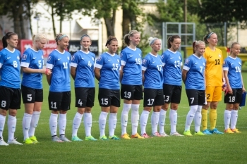 Naiste koondis langes FIFA edetabelis