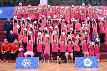 Jalgpallifestival tõi tüdrukud Võrru