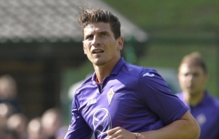Gomez jääb Wolfsburgile ustavaks