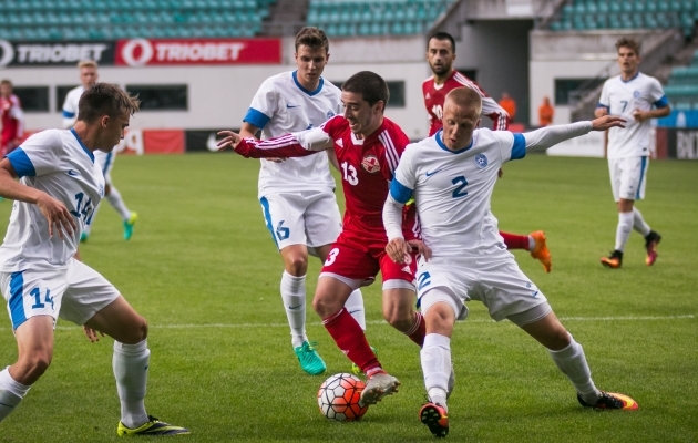 Martin Reimi sõnul on üheks U-21 koondise probleemiks see, et rahvusvahelise mängutempoga kohanemine võtab platsil liialt aega. Foto: Jana Pipar