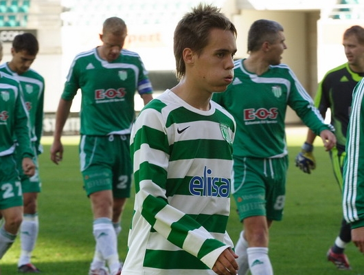 Juha Hakola Flora s&auml;rgis. Foto: Soccernet.ee (arhiiv)