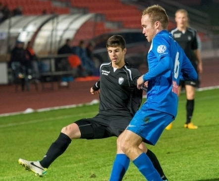 Esiliiga juunikuu parim mängumees liitus Transiga