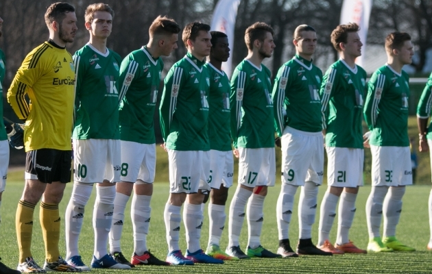 Video: Levadia U21 mängija suunas palli oma värava ristnurka