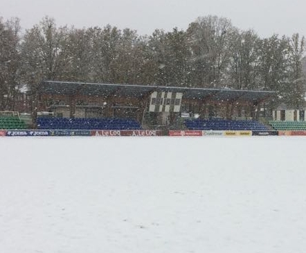 Lumetorm Viljandis! Ekstreemsed olud lükkasid Premium liiga mängu edasi