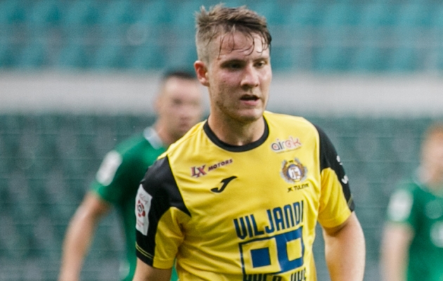 Soccernet.ee video: Loigo tõrjus väravajoonelt käega, kuid pääses puhtalt