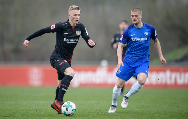 Veel aasta tagasi oli Tim Stappmann (mustas) Leverkuseni nimekirjas. Foto: Leverkuseni Bayeri Twitter