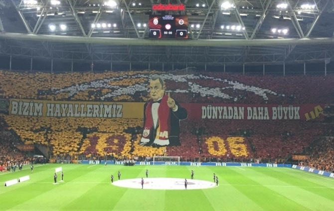 Kivihäll, palee või tuletorniaed: Euroopa ja Aasia vastasseis Istanbulis