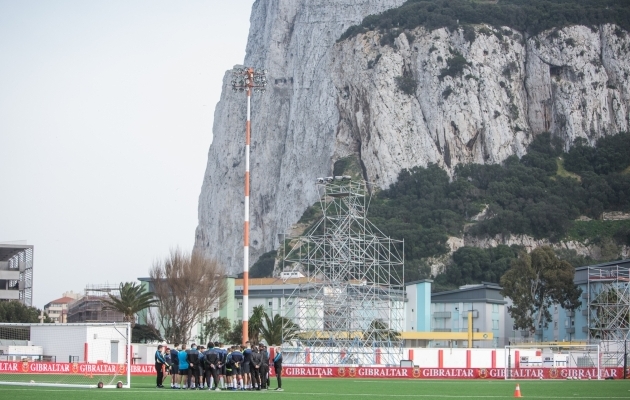 Gibraltari koondise trenn Victoria staadionil. Foto: Jana Pipar / EJL