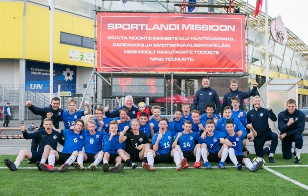 VAATA JÄRELE: Eesti U17 koondis alustas UEFA sõprusturniiri 7:0 võiduga!