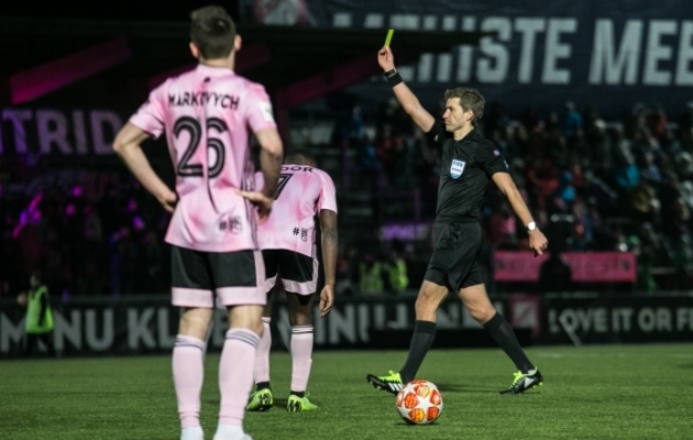 N&otilde;mme Kalju ja FC Flora m&auml;ngu vilistas Kristo Tohver. Foto: Brit Maria Tael