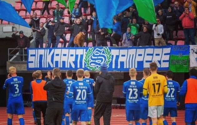 Tampere United langes mutta, kuid r&uuml;hib f&auml;nnide toel taas j&otilde;udsalt liigap&uuml;ramiidis k&otilde;rgemale. Foto: Tampere United / Instagram