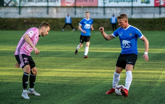 Rääbis (palliga) mängis 2019. aastal kaasa vaid 19 liigamängus ja lõi ühe värava. Foto: Gertrud Alatare
