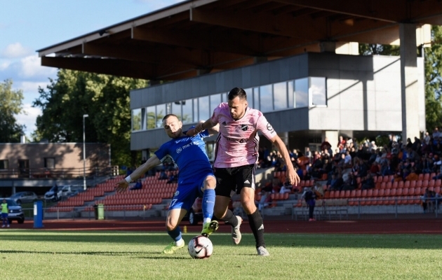 VAATA JÄRELE: penalti raisanud Kalju jäi Tartus kuivale