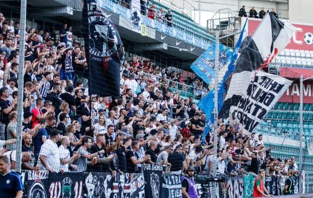 ... ja Eintrachti omad. Foto: Oliver Tsupsman