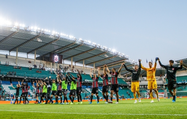 Eintrachti jaoks oli tegu 2019/2020 hooaja esimese ametliku mänguga. Võiduga on uut aastat alati hea alustada! Foto: Oliver Tsupsman