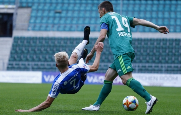 VAATA JÄRELE: Levadia ladus Kalevile seitse väravat