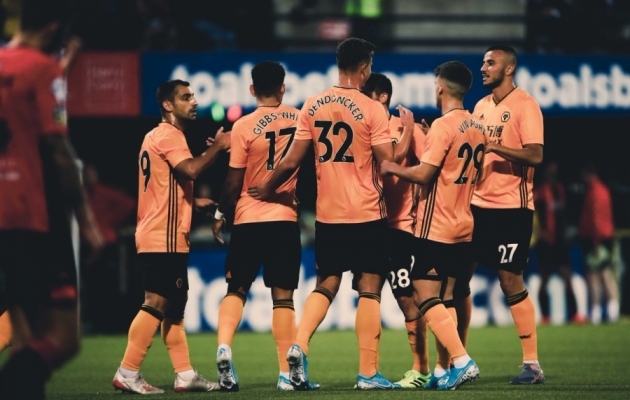 Wolverhampton p&uuml;&uuml;dis juba eelmisel hooajal pilke. N&uuml;&uuml;d on p&otilde;hjust neist veelgi enam r&auml;&auml;kida. Foto: Wolves Twitter