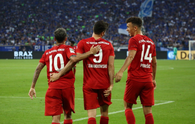 Vasakult Coutinho, Robert Lewandowski ja Peri&scaron;ic. Foto: Bayerni Twitter