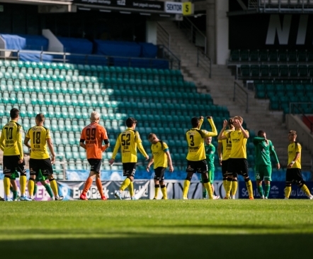 Luup peale | Kaks Levadia meest sepistasid hilise värava, mis aitas Flora tiitlile lähemale  (galerii!) 