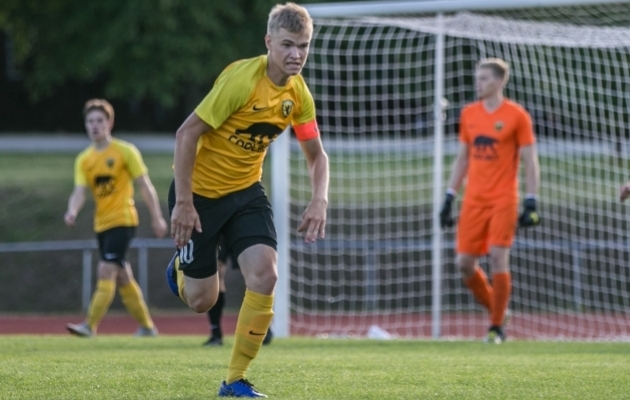 VAATA JÄRELE: Vaprus ronis Flora duubli vastu 0:3 kaotusseisust välja