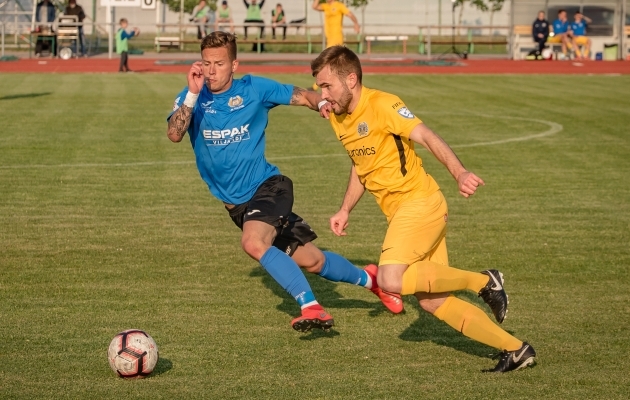 VAATA JÄRELE: Üheksakesi lõpetanud Kuressaare võttis olulise võidu  (Maardu-Kalev 2:2!) 