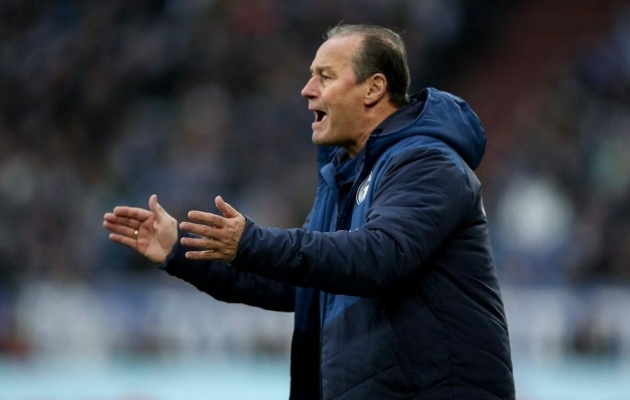 Huub Stevens kutsus Rafaeli Saksamaale. Foto: schalke04.de