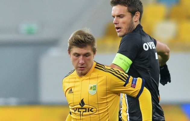 Radtšenko (kollases) on mänginud ka Euroopa liiga eelringides. Foto: uefa.com