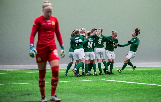 VAATA JÄRELE: Flora naiskond tegi rootslannadele säru  (lisatud pildigalerii!) 