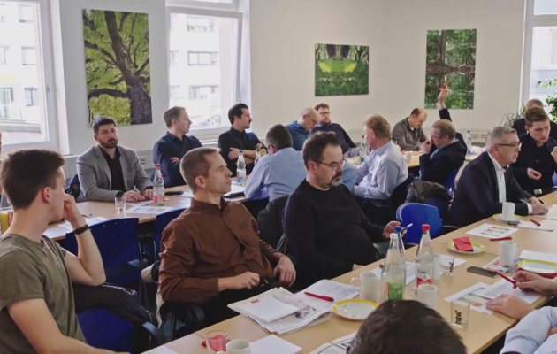 Kickeri toimetus, mis parasjagu valib v&auml;lja parimaid m&auml;ngijaid. Foto: Kuvat&otilde;mmis