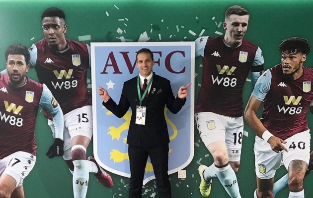 Petrov ja Aston Villa said 2009. aastal Inglismaa k&otilde;rgliigas kuuenda koha. Foto: Petrovi IG