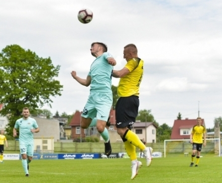 Luup peale | Viljandi võimas trio kärpis Kuressaare tiibu  (+ galerii) 