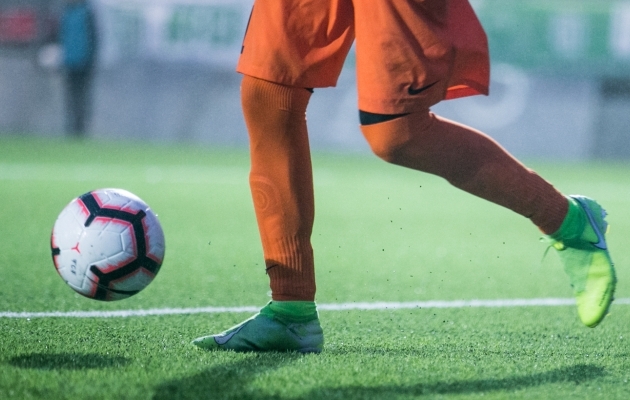 Kui sa mängid kahes meeskonnas korraga ja näed ennast väljakul