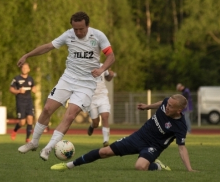 Kumb taastub ootamatust kaotusest kiiremini ja paremini? Flora või Paide?