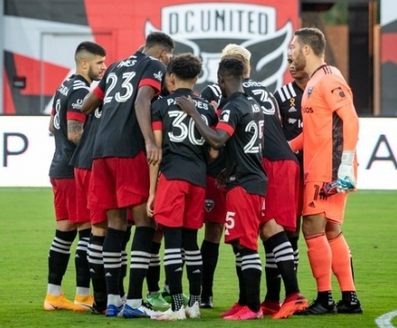 Pole Sorgat, pole pidu: bussi parkinud United tegi kahtlase väärtusega ajalugu