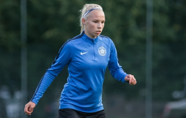 Eesti naiskonna pesamuna, 17-aastane kaitsja Sandra Liir. Foto: Jana Pipar / jalgpall.ee