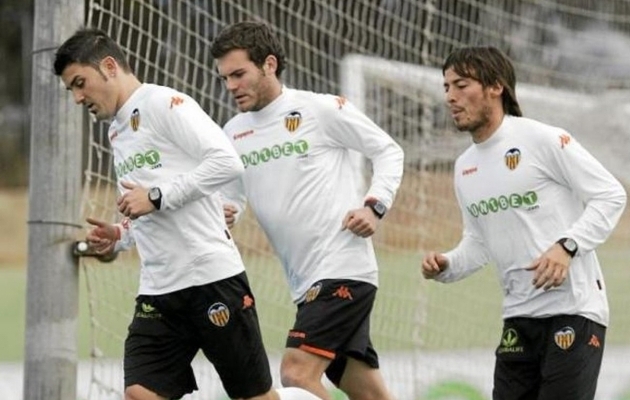 David Villa, Juan Mata ja David Silva. Foto: Valencia CF
