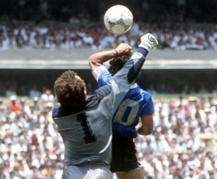 Maradona - halvale teele juhtunud rahvakunstnik