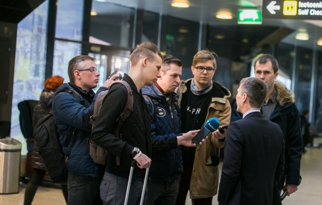 Tahaks ajakirjanikke meelitada, aga millega? Ikka šokolaadiga!