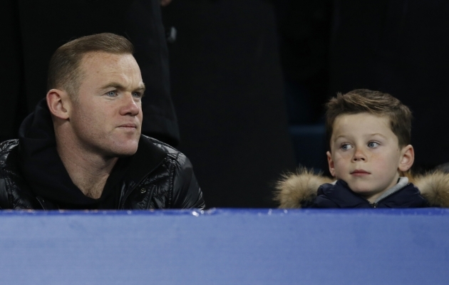 Manchester United palkas uue Rooney