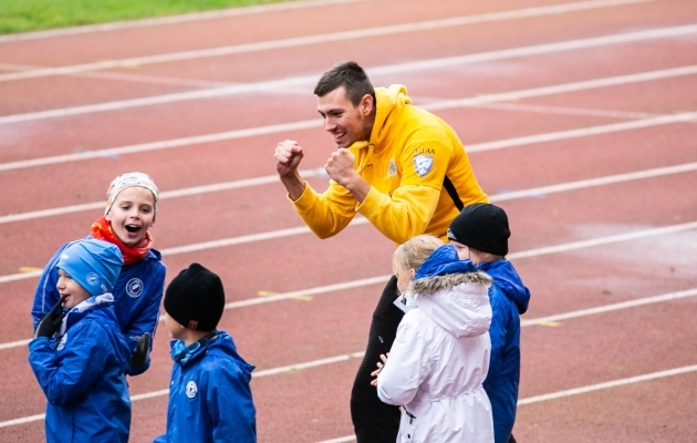Vahva! Omal ajal Unitedile megavärava löönud Sow üllatab lapsi