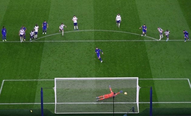 Jorginho viis penaltist Chelsea juhtima. Foto: Scanpix / Clive Rose / PA